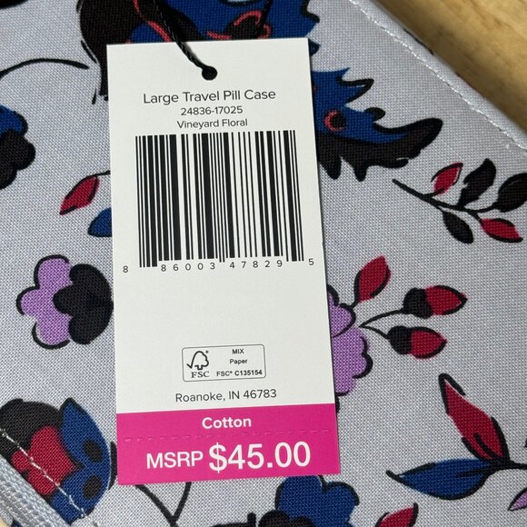 Vera Bradley Large Travel Pill Case in Vineyard Floral NWT - Picture 4 of 6